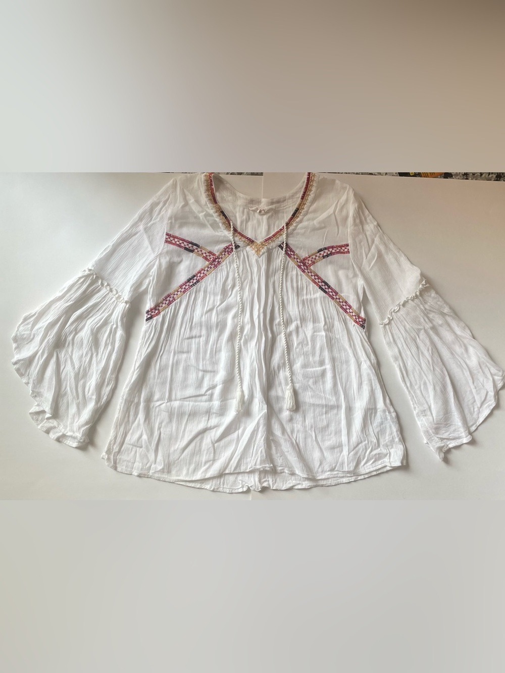 Sun & Shadow White Embroidered V-Neck Tunic Top